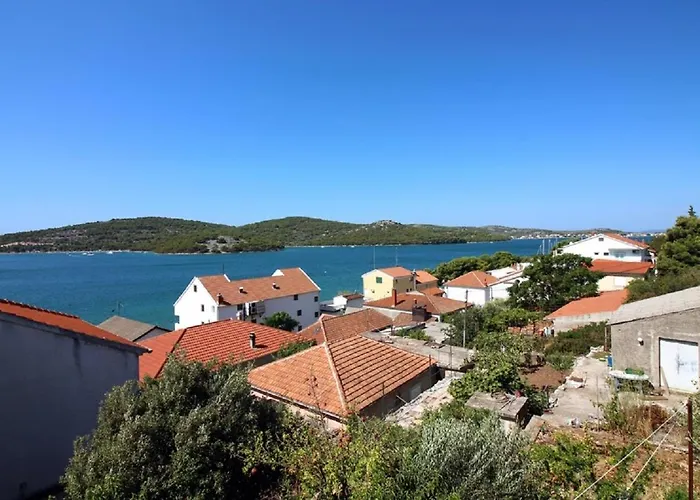 Stanko Apartman Tisno