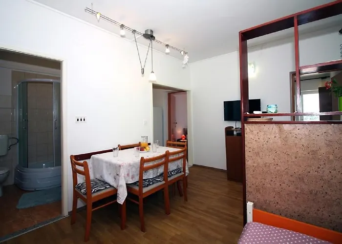 Stanko Apartman Tisno